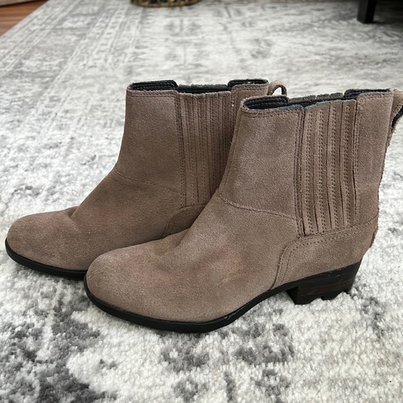 Sorel lolla chelsea boot Clearance